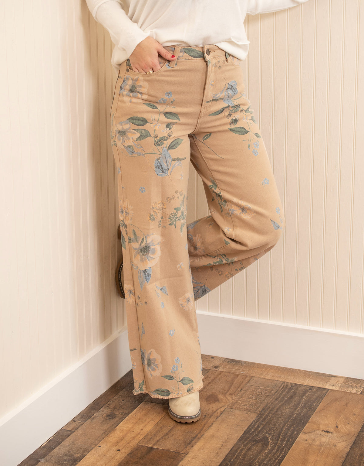Take A Hold Pants in Khaki