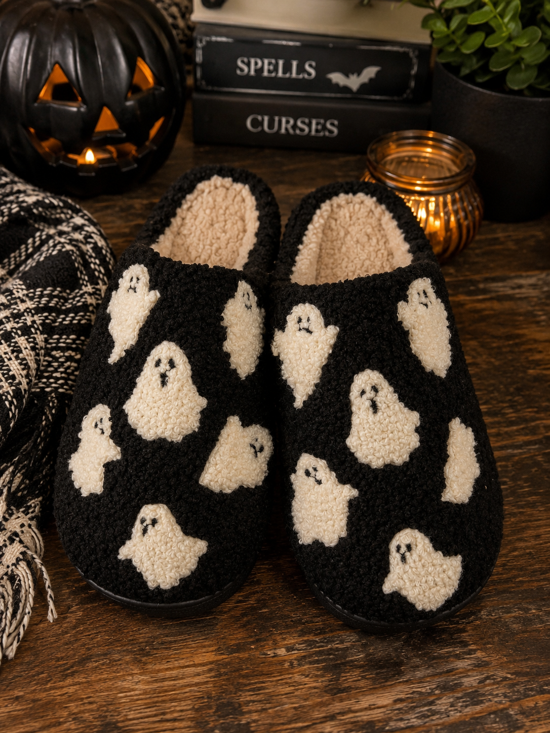 Ghost Time Slippers - Black