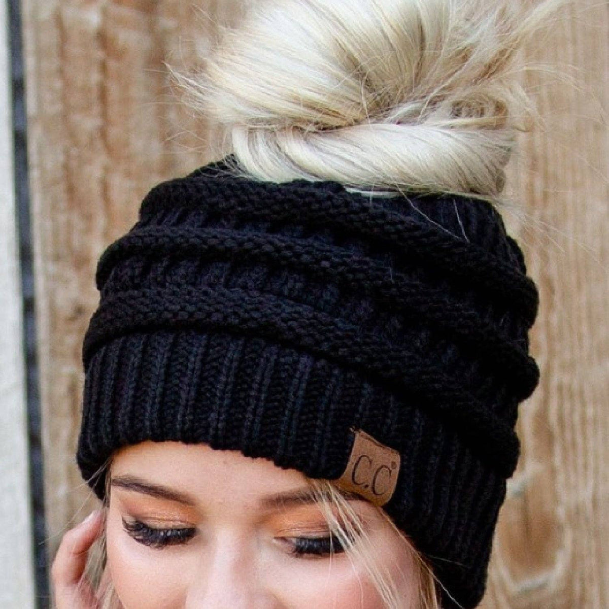 CC Beanie Pony Opening in Black