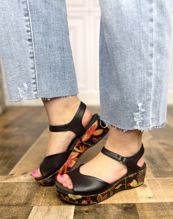 Meet Ya There Sandals