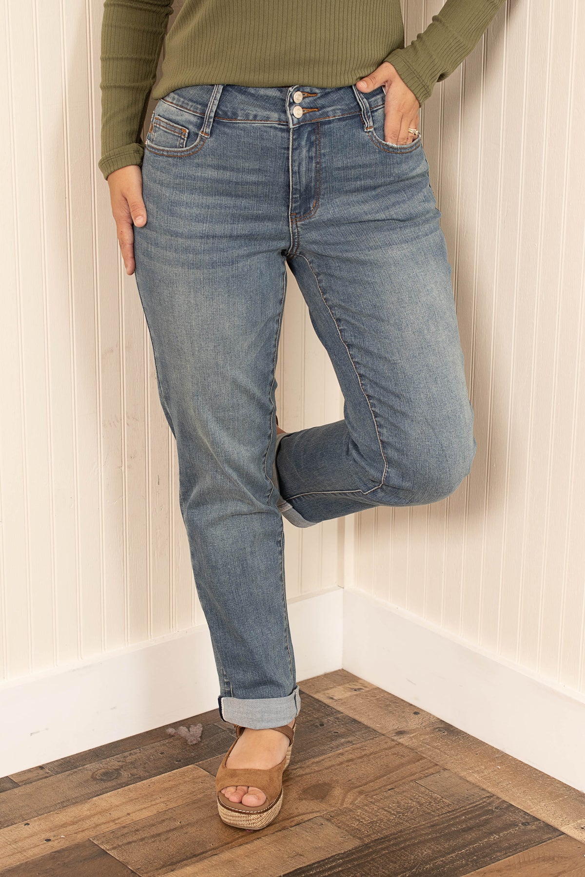 Judy Blue Lasting Moments Boyfriend Cool Denim Jeans