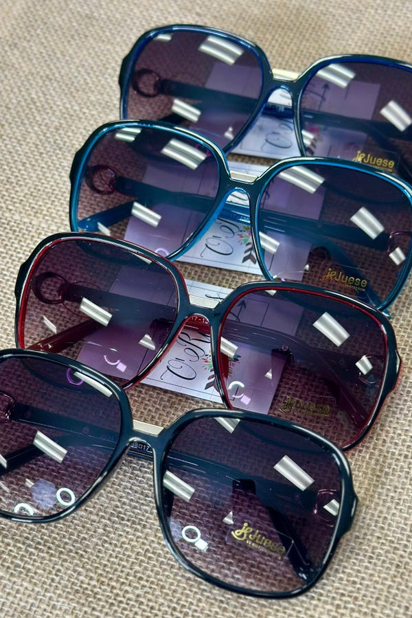 #35 Strut Your Stuff Glasses