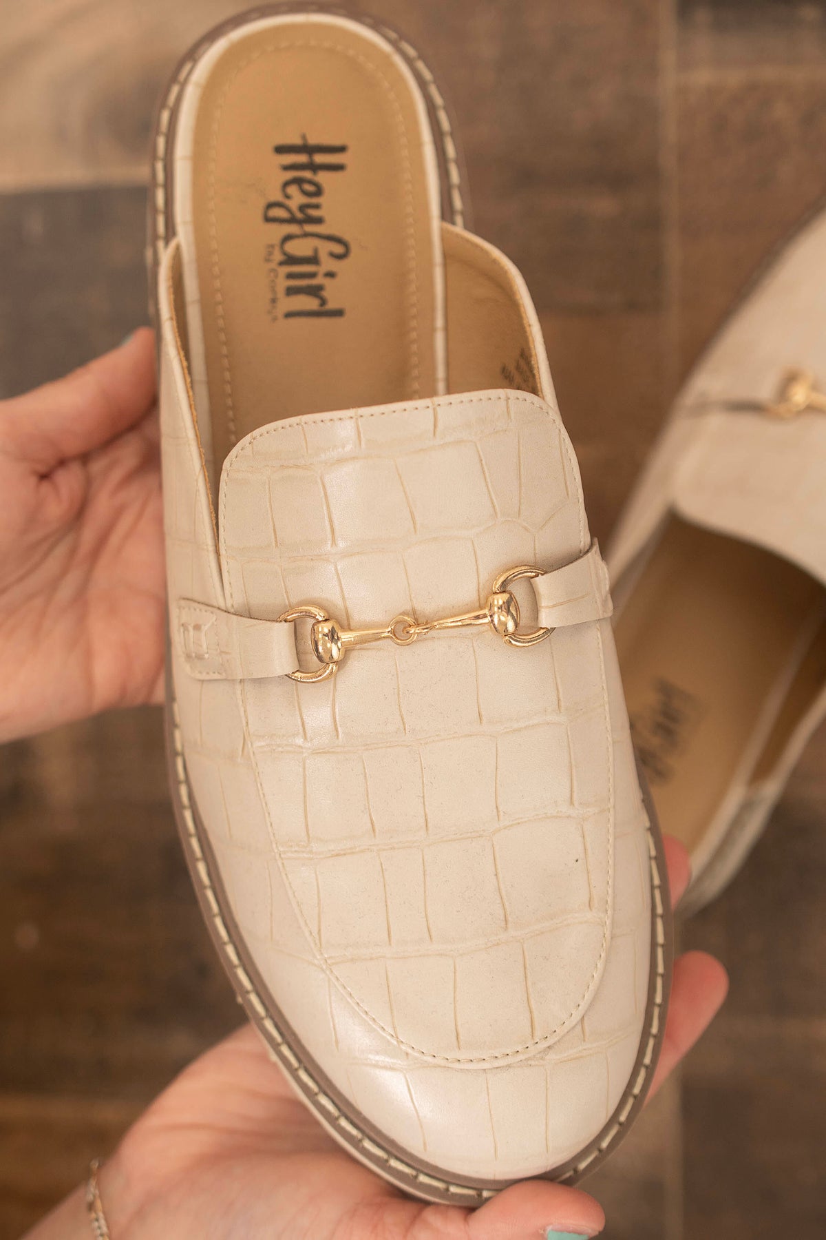 Winging It Snakeskin Mules