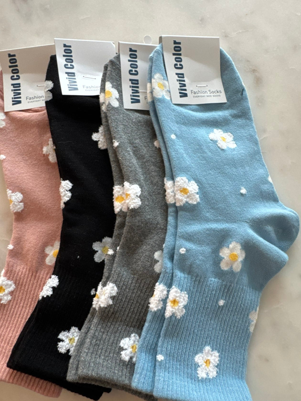 Kickin Up Daisy Socks