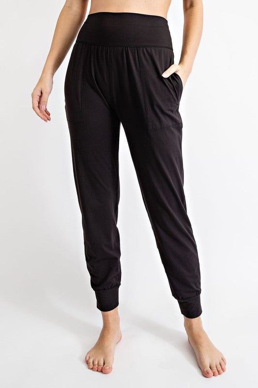 Butter Soft Joggers With Pockets - Black