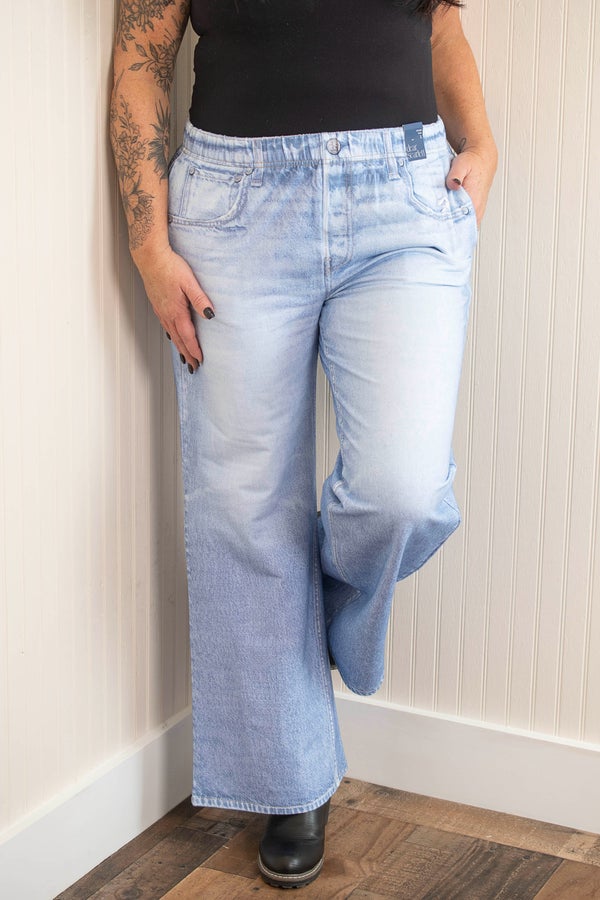 Dear Scarlett Zenim Wide Leg Pants - Light Denim