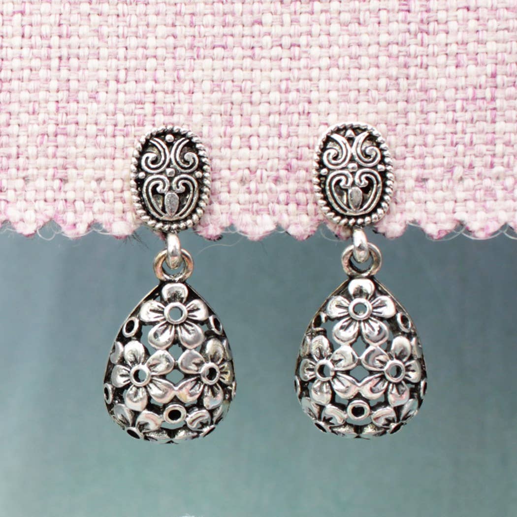 Vintage Drops Silver Flower Teardrop Post Earrings